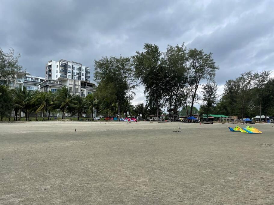 Kuantan Getaway Waterpark And Beach Exteriör bild